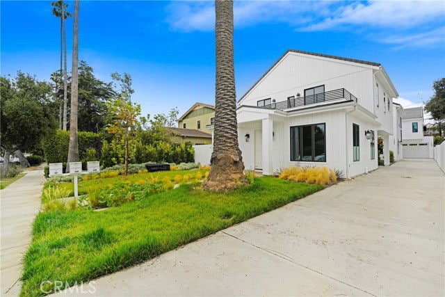 Building Photo - 109 N Parkwood Ave