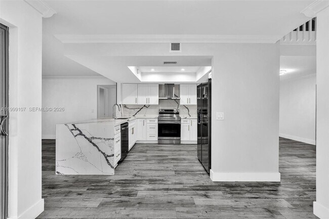 Building Photo - 17532 NW 61st Ct N