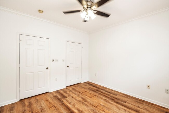 Building Photo - 1270 Strassner Dr