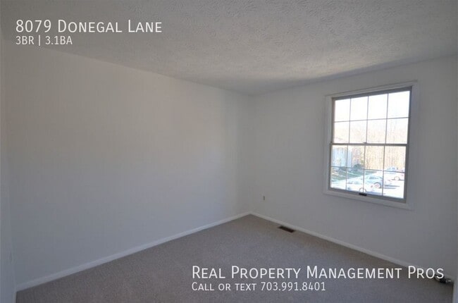 Building Photo - 8079 Donegal Ln