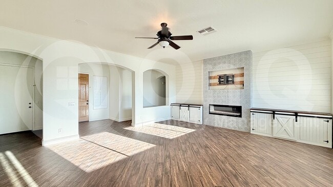 Building Photo - 6964 S Tucana Ln