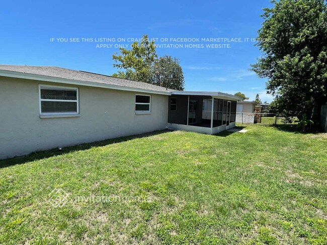 Building Photo - 9120 Crabtree Ln