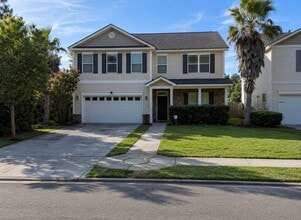 Building Photo - 110 Spring Lakes Dr