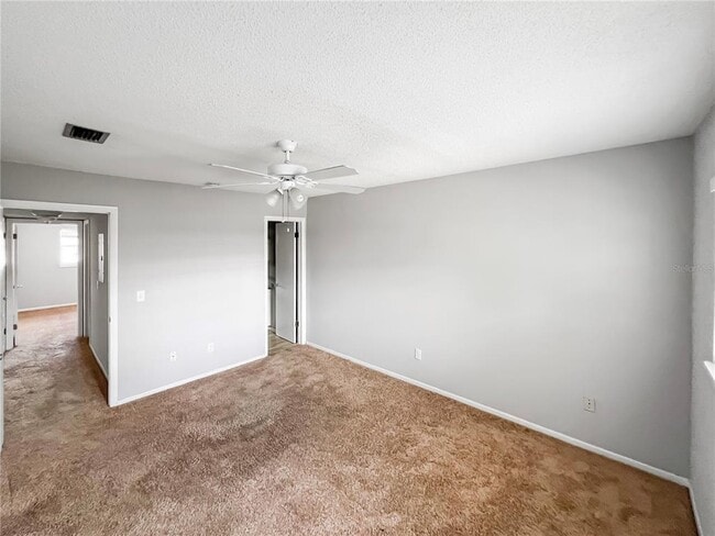 Building Photo - 4741 Avon Ct