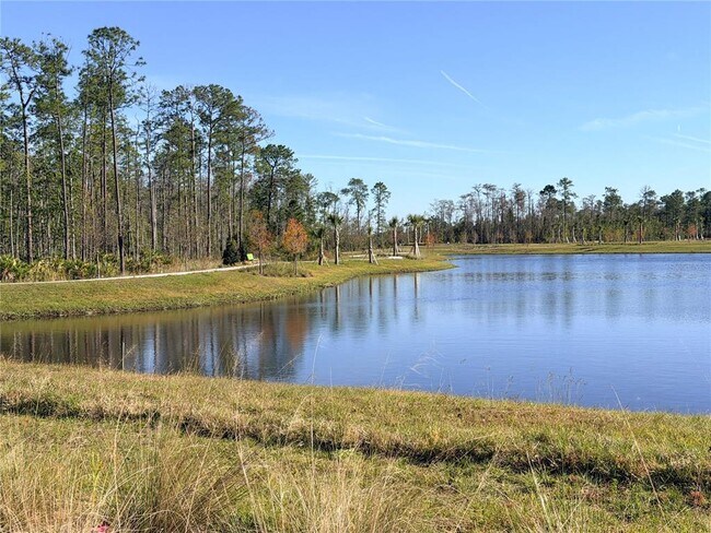 Building Photo - 9948 Red Canoe Aly