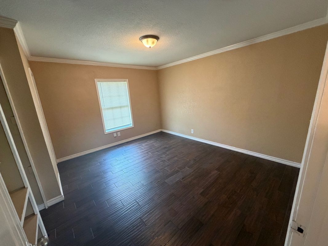Building Photo - 1103 Boling Brook St