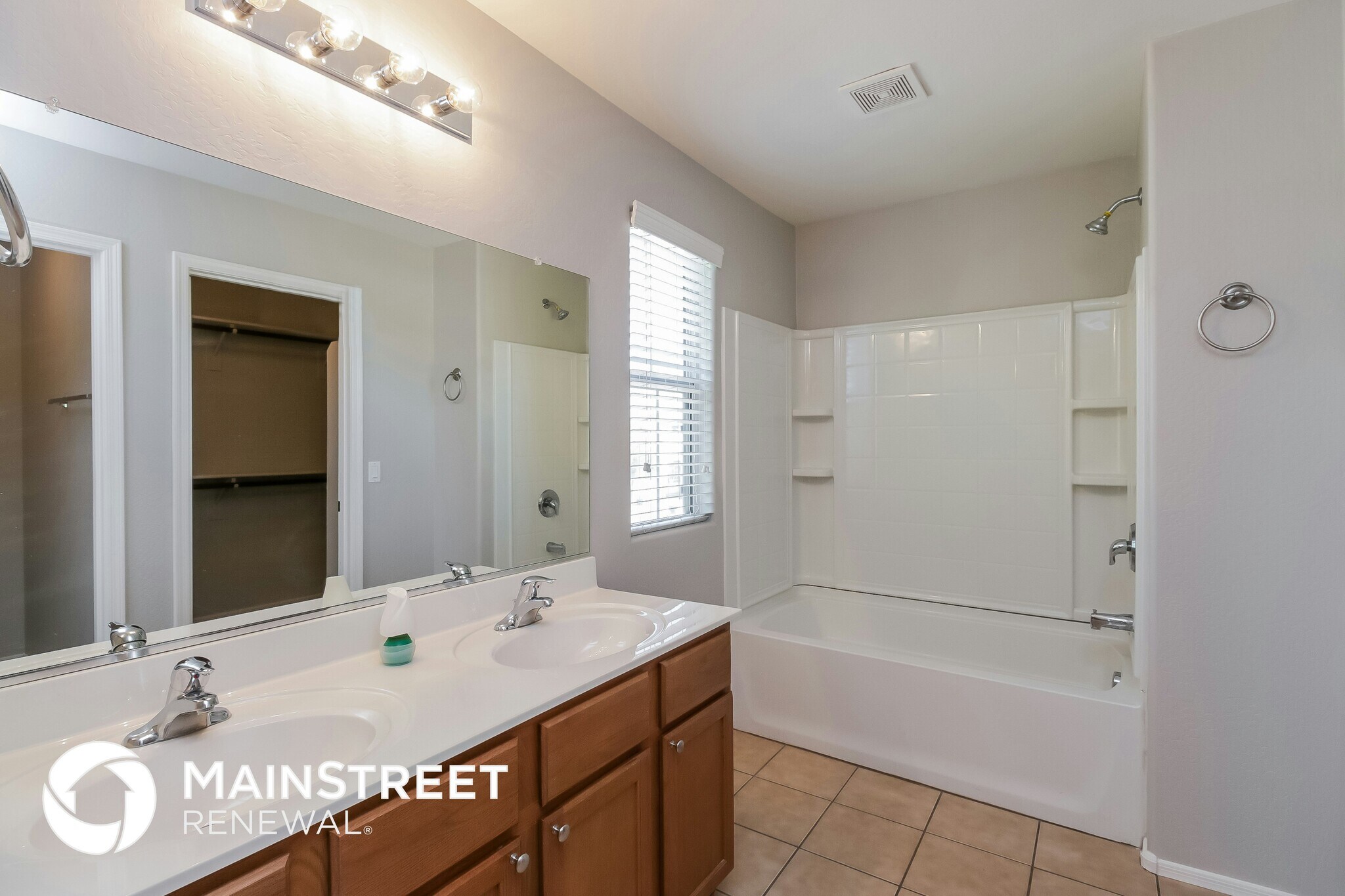 Building Photo - 3806 S 54th Glen