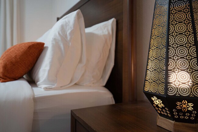 Building Photo - 4375 Fernbrook Dr