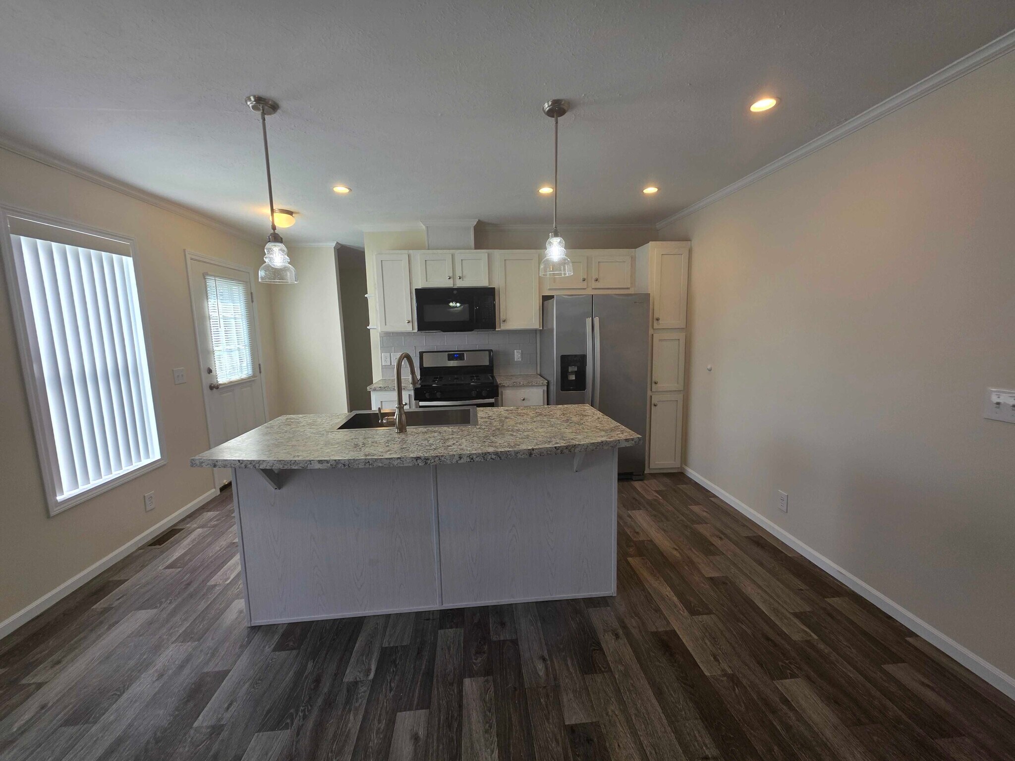 Building Photo - 3628 Birch St