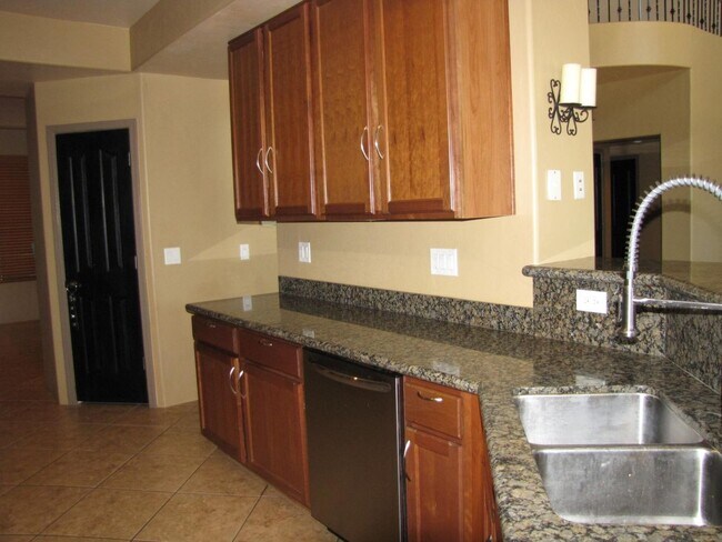 Building Photo - COMING SOON!!! Located in Vail Az  on a premium elevated lot!!