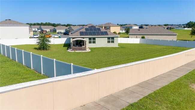 Building Photo - 4940 SW 97th Pl