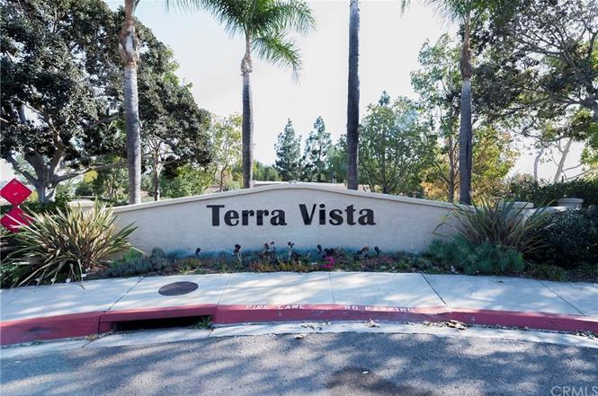 Building Photo - 10311 Azuaga St