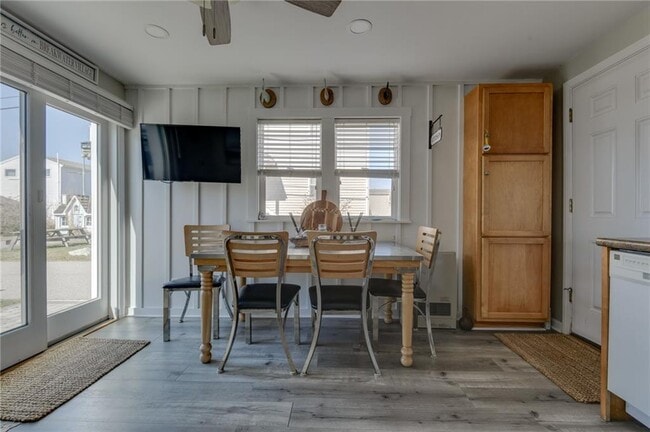 Building Photo - 20 Lane 2