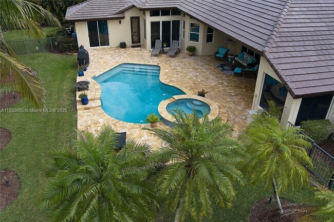 Building Photo - 6807 NW 66th Way