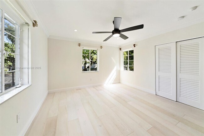 Building Photo - 501 NW 45th St