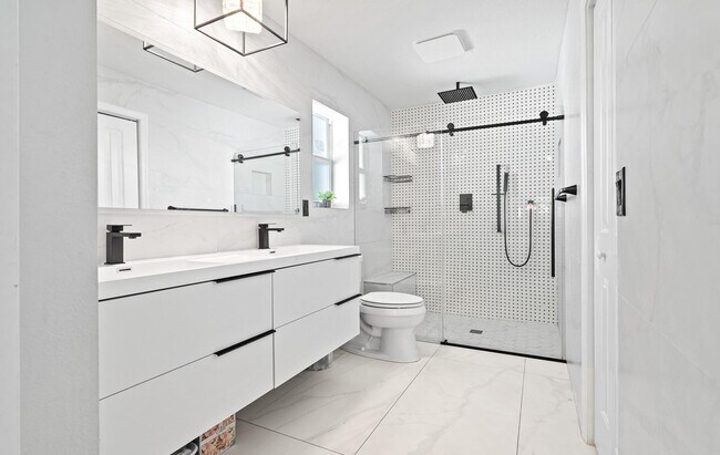 Building Photo - 2745 Omega Pl