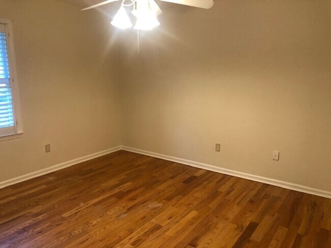 Building Photo - 578 Aspen Loop