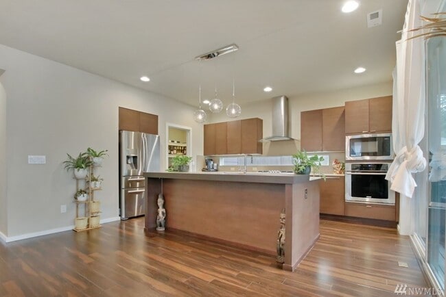 Building Photo - Auburn Lakeland Hills/Lakeview Community area 4 bedroom 2.5 bathroom home - Available May 1st, 2026