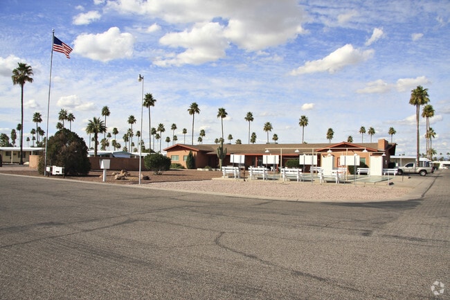 Building Photo - Imperial Broadmoor