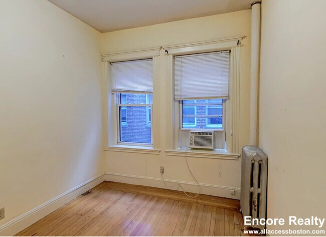 Building Photo - 15 Queensberry St