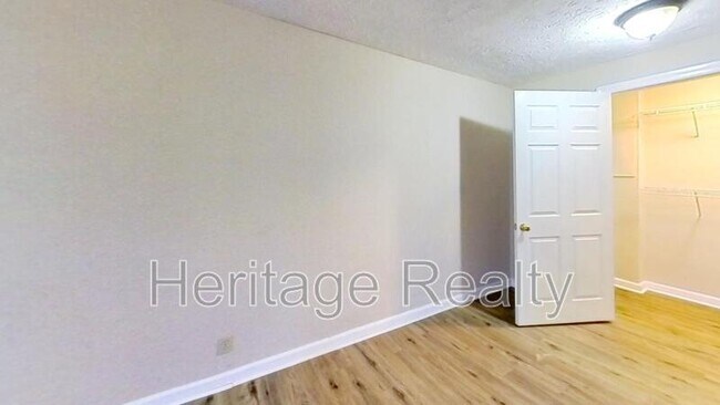 Building Photo - 10503 Haleyford Ln