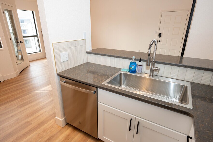 Building Photo - 3545 28th St