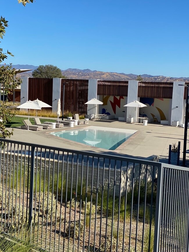 Swimming Pools 2 - 27554 Sparrow Ct