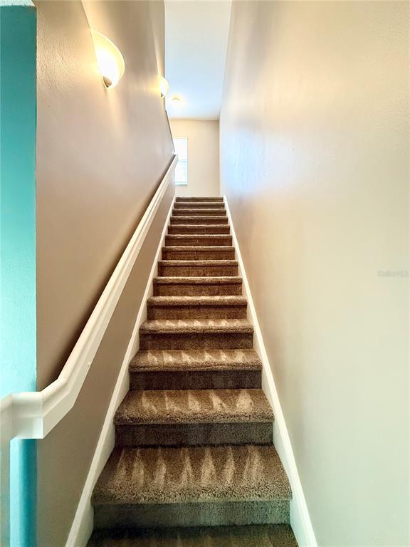 Building Photo - 8544 Sandpiper Ridge Ave