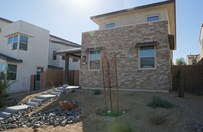 Primary Photo - 74371 Nichols Dr