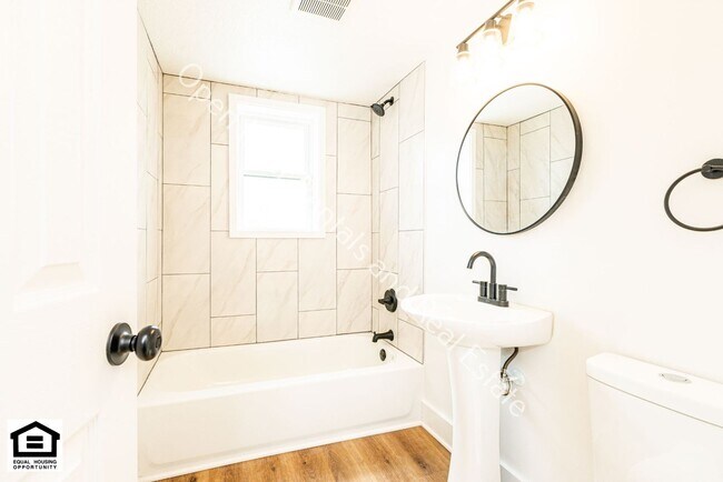 Building Photo - 1823 Griswold Dr