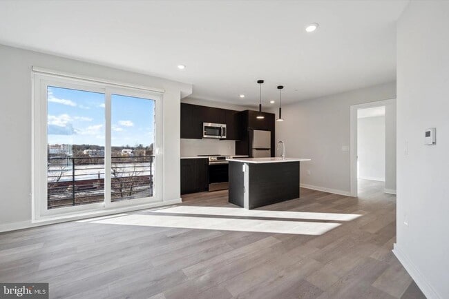 Building Photo - 3449 Scotts Ln