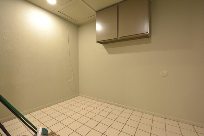 Building Photo - 4940 7th St