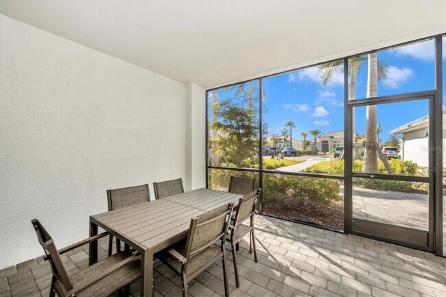 Building Photo - 12550 Galapagos Ct