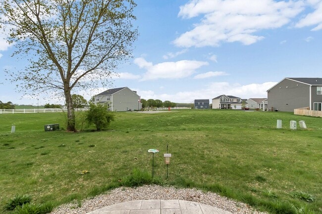Building Photo - 24 Bazler Ln
