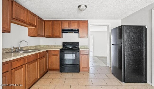 Building Photo - 5758 Newberg Ln