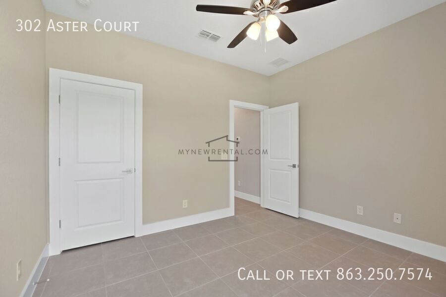Building Photo - 302 W Aster Ct