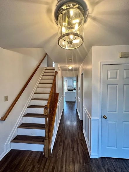 Building Photo - 1104 Red Harvest Rd