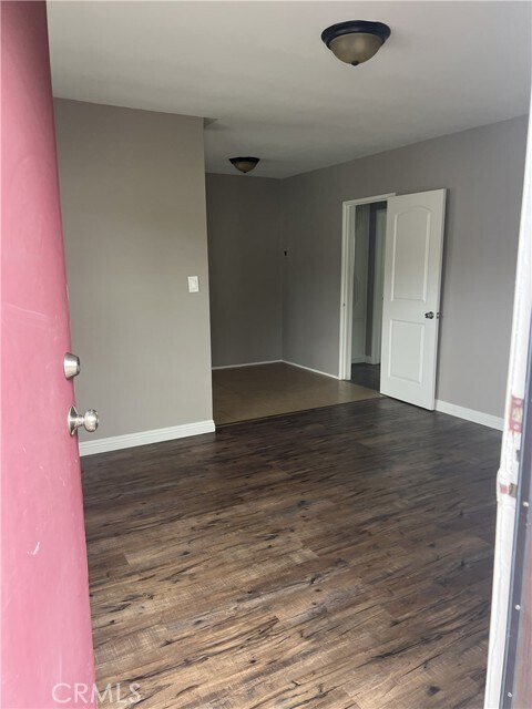 Building Photo - 5518 Rosemead Blvd