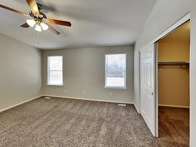 Building Photo - 20981 E Bellewood Pl