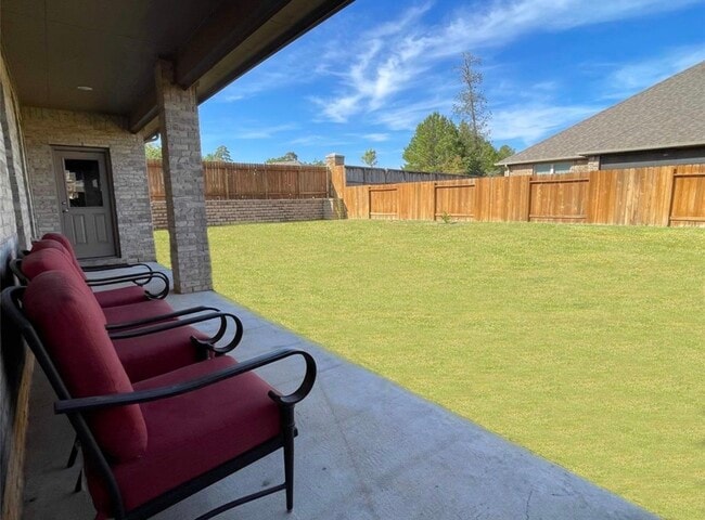 Building Photo - 1505 Heartwood Dr