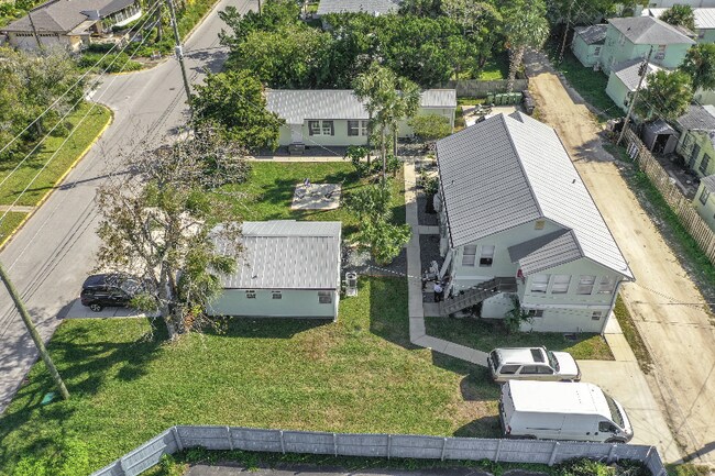 Building Photo - 209 Flagler Blvd