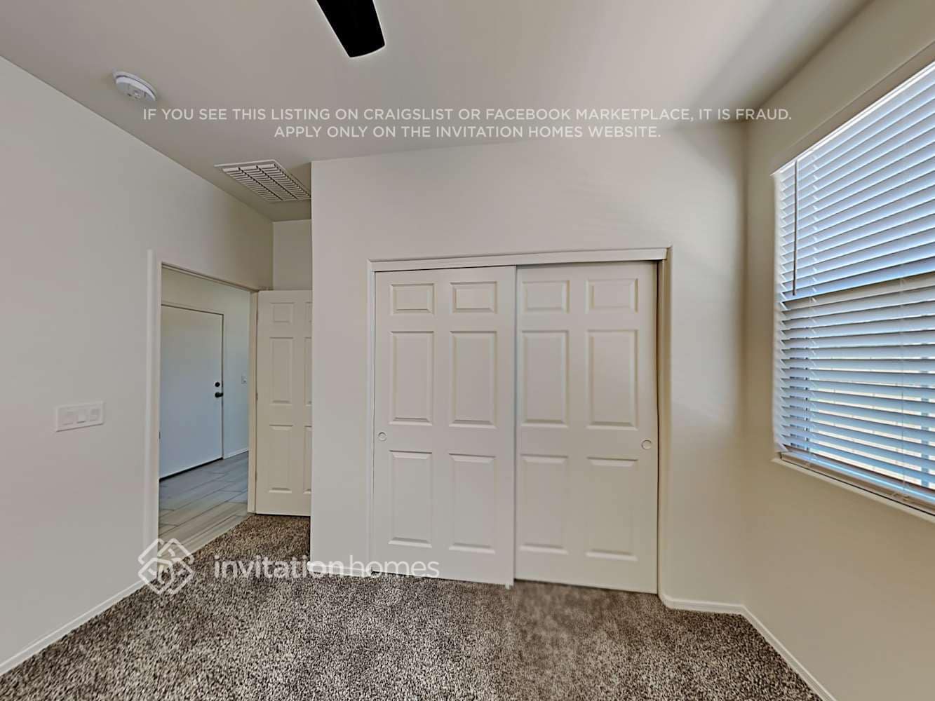 Building Photo - 308 N Sandal