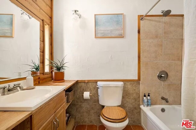 Building Photo - 6036 Chula Vista Ave