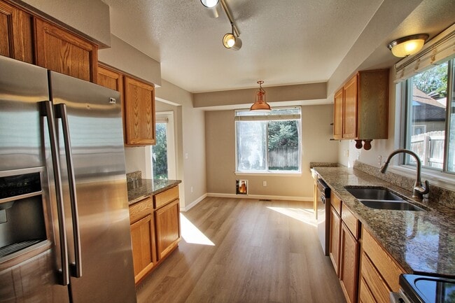Building Photo - 17048 Campo Dr