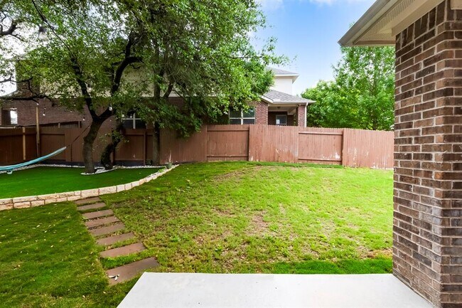 Building Photo - 4424 Casa Robles Dr
