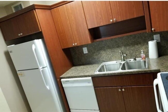 Building Photo - 3680 SW 59th Ave