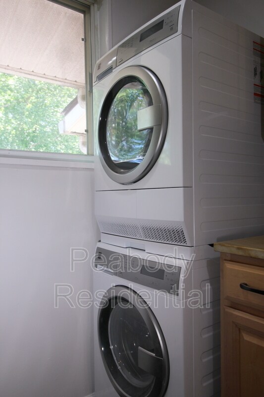 Building Photo - 2833 Kalmia Lee Ct