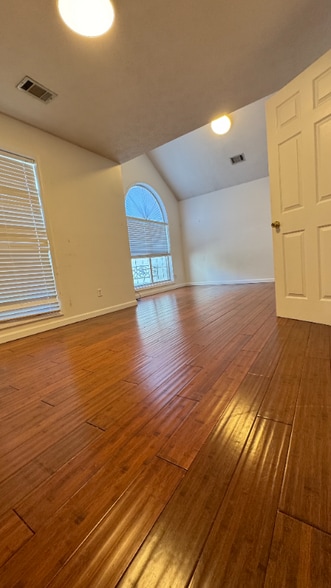 Building Photo - 2295 W Liddell Rd