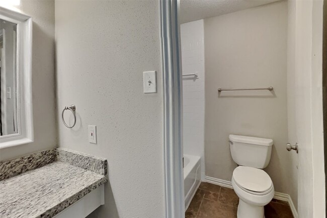 Building Photo - 21411 Golden Dove Dr
