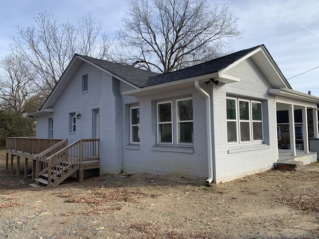 Building Photo - 1020 Concord Ave